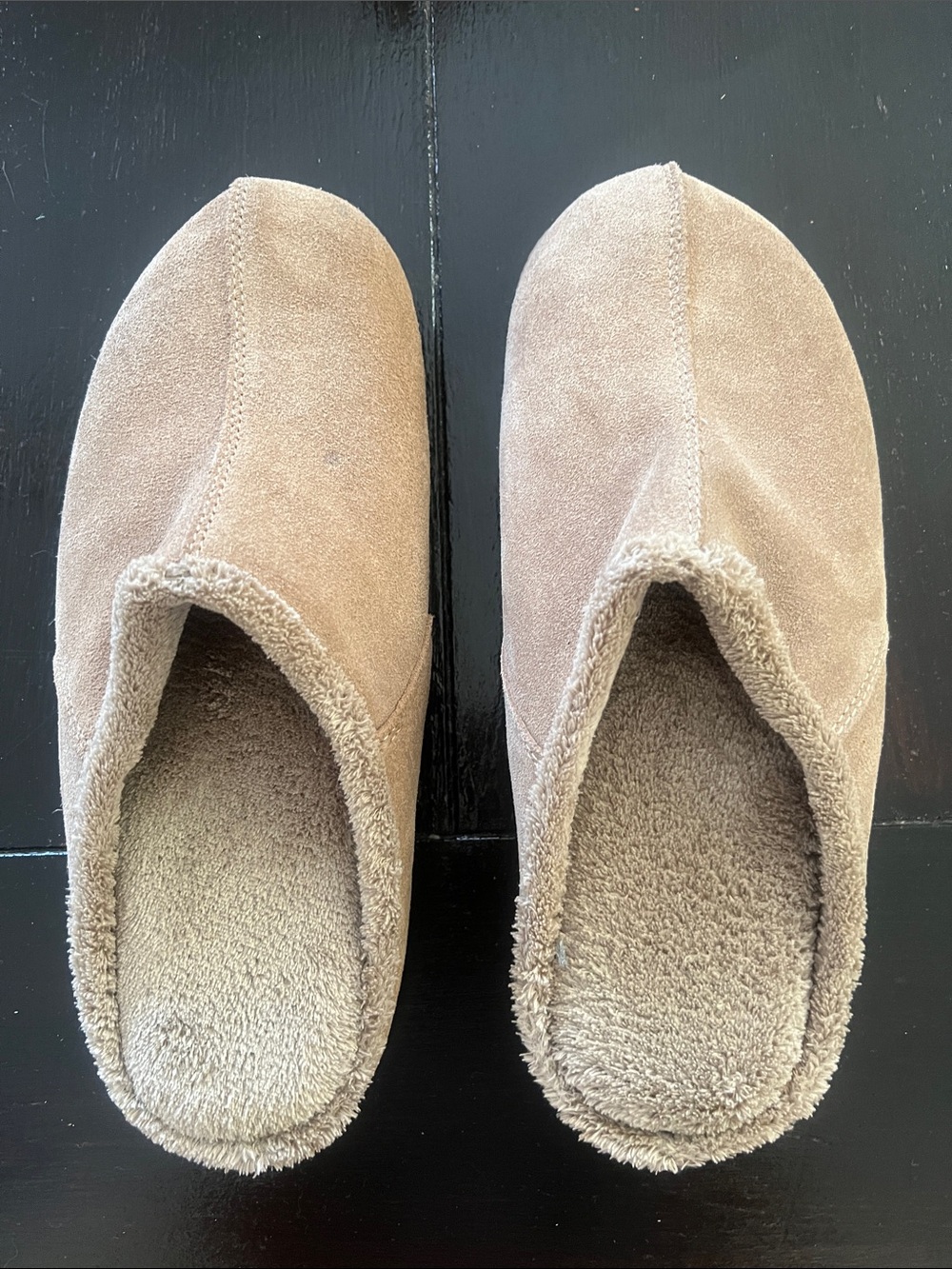 Brookstone Men's Light Brown Suede-Look Slip-On Slippers